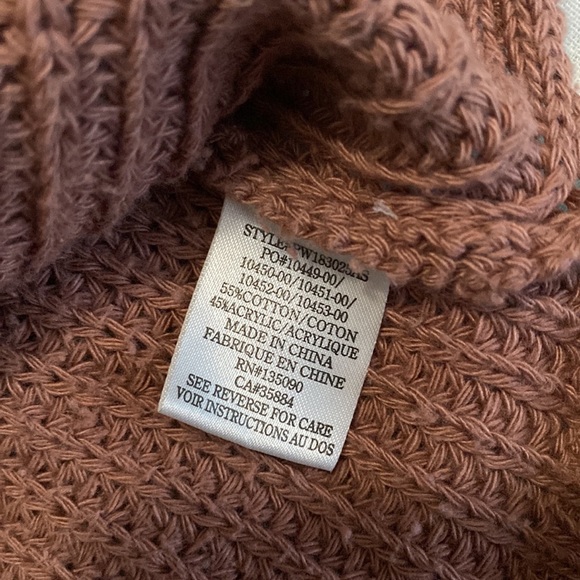 Altar’d State Gretchen Braided Cutout Sweater size Medium - Picture 6 of 6